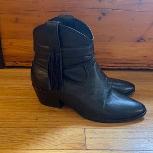 Joie Leather Ankle Boots Fringe Tassel 38.5